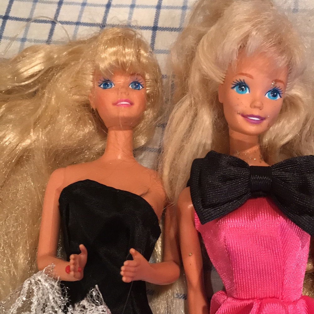GROUP OF  SEVEN BARBIE’S 1990s (WILL SELL SEPARATELY ) or bundled. - Picture 13 of 16
